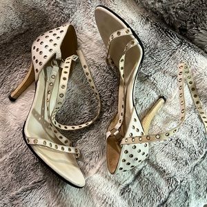 GUCCI white riveted heels white/gold 7B